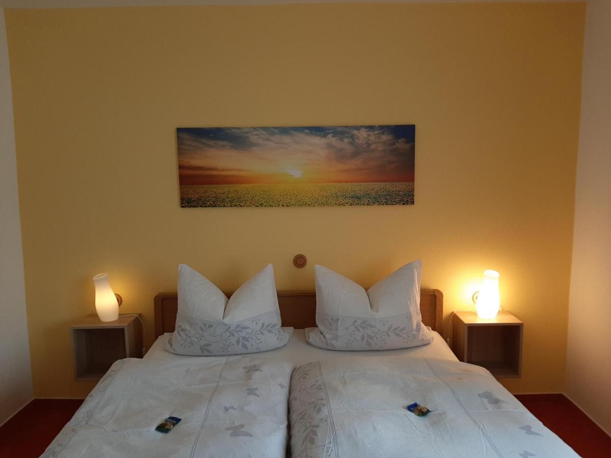 Garni-Hotel-Schaefer Schuld Bagian luar foto